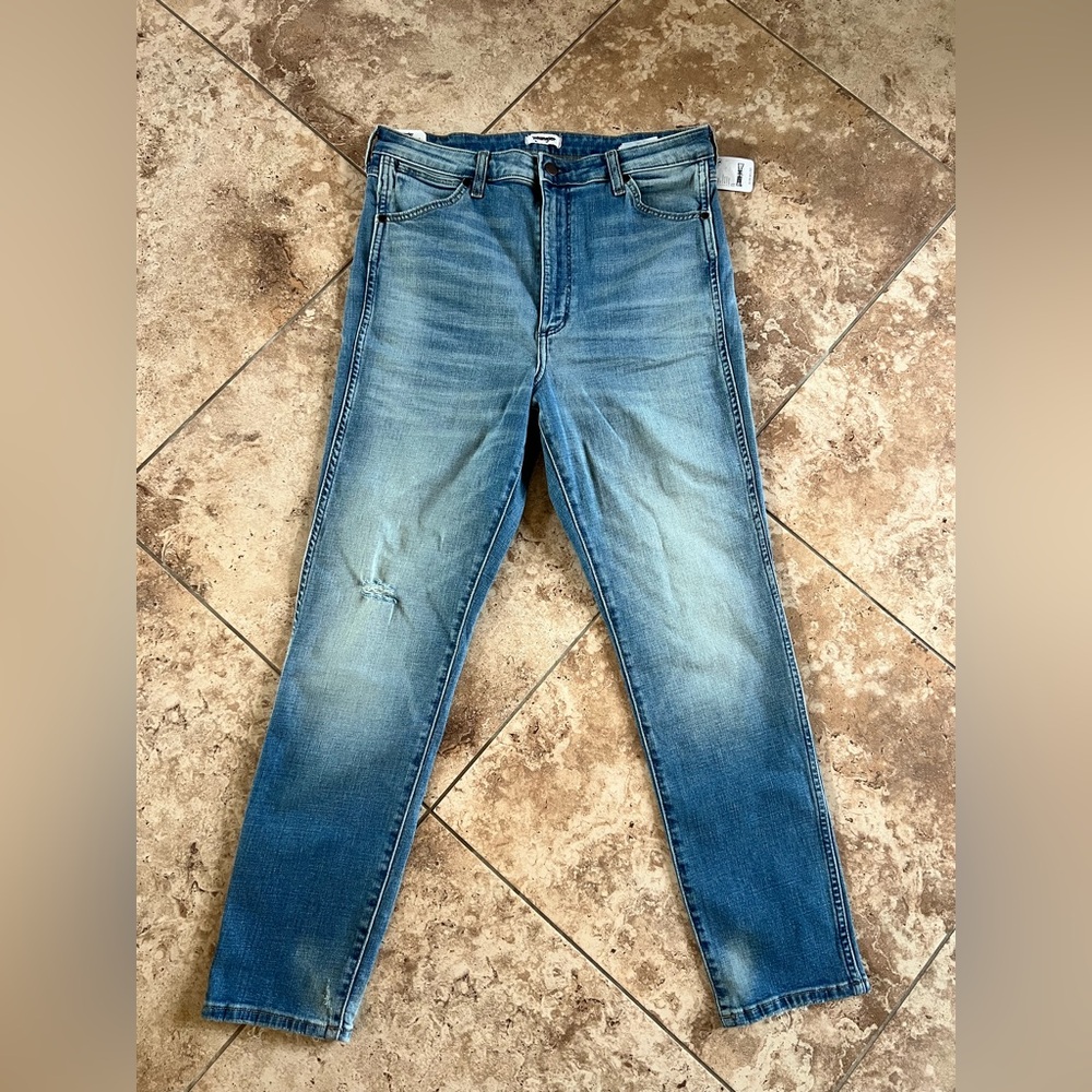 NWT WRANGLER FREE PEOPLE JEANS